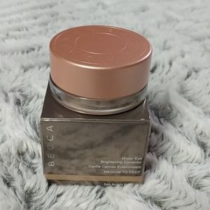 Becca under eye brightening corrector